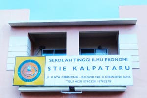 gedung STIE Kalpataru